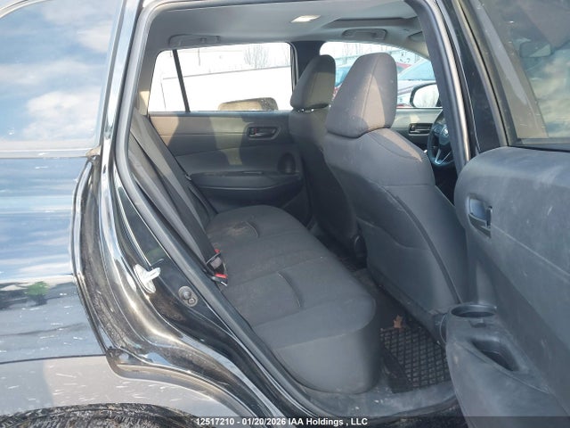7MUBAABG7RV091810 Toyota Corolla Cross Le