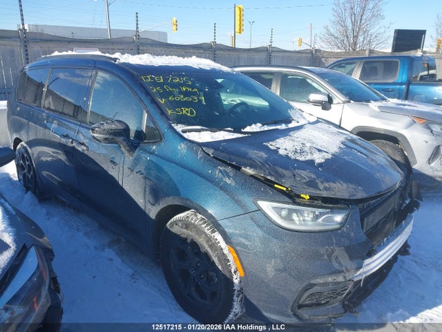 Chrysler Pacifica Limited 2025 2C4RC1GG5SR603039 Image 13