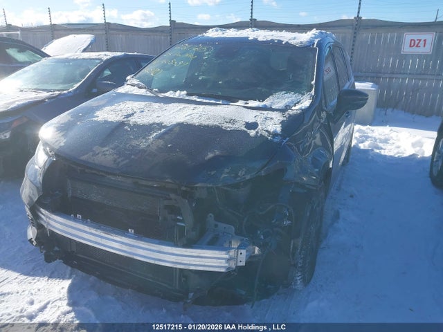 Chrysler Pacifica Limited 2025 2C4RC1GG5SR603039 Image 2