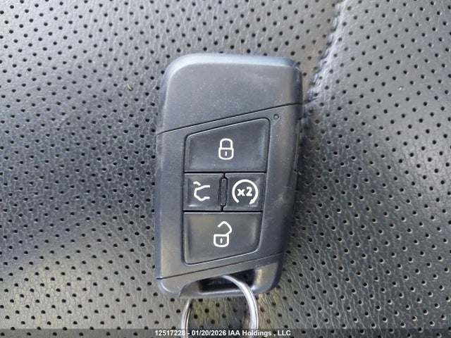 3VWG57BU8KM004187 Volkswagen Jetta 1.4 Tsi Execline