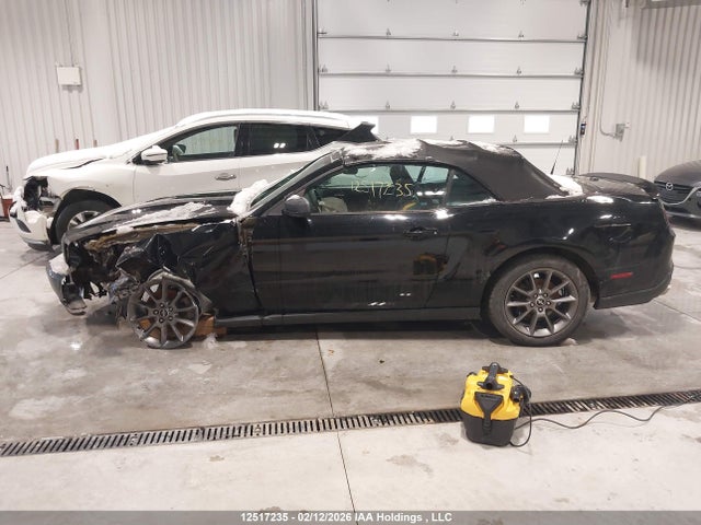 12517235 :رقم المزاد ، 1ZVBP8EM5C5203999 vin ، 2012 Ford Mustang مزاد بيع