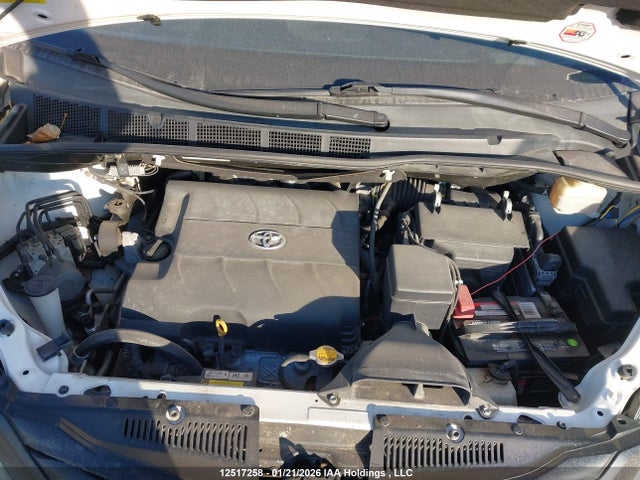 5TDZK3DCXFS614776 Toyota Sienna 7 Passenger