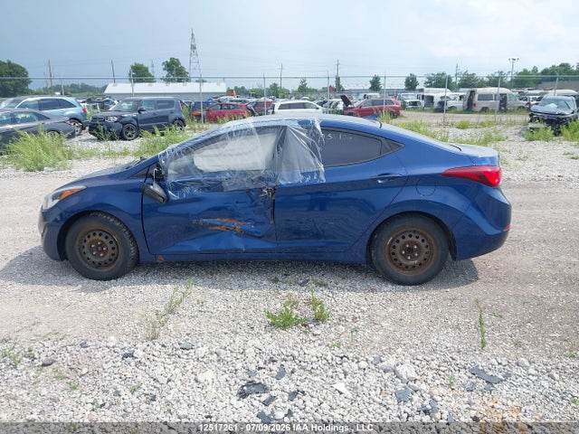 Продаж на аукціоні авто 2015 Hyundai Elantra Gl, vin: 5NPDH4AE0FH553108, номер лоту: 12517261