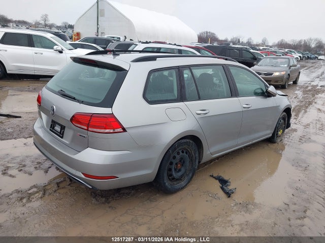 3VW117AU0KM517680 Volkswagen Golf Sportwagen S
