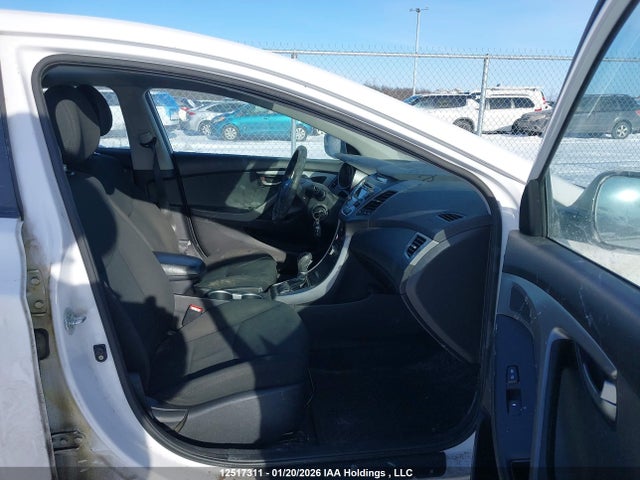 KMHDH4AE1FU297398 Hyundai Elantra