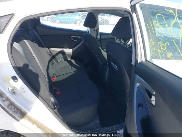 KMHDH4AE1FU297398 Hyundai Elantra