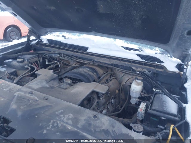 3GCUKREC8HG260155 Chevrolet Silverado 1500 2lt