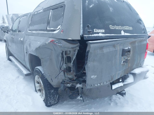 3GCUKREC8HG260155 Chevrolet Silverado 1500 2lt