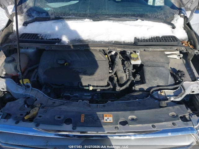1FMCU9GD0JUC95573 Ford ESCAPE SE