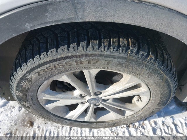 1FMCU9GD0JUC95573 Ford ESCAPE SE