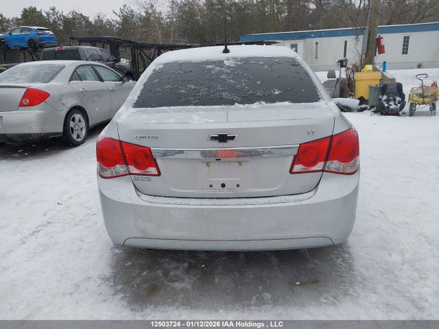 1G1PC5SB2E7337990 Chevrolet Cruze 1lt