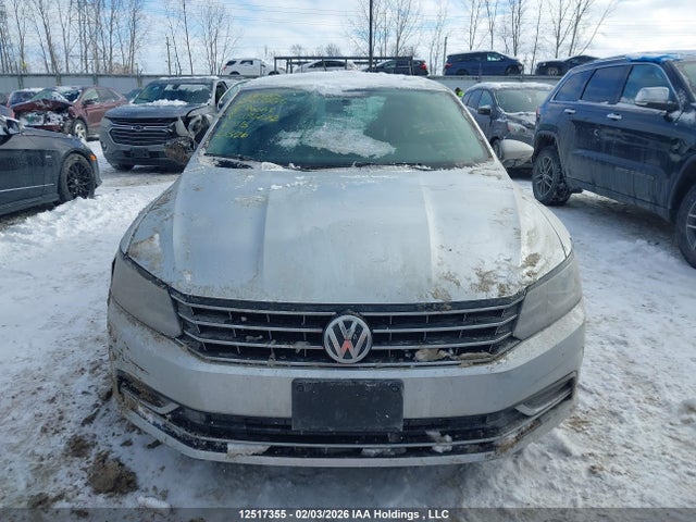 Продажа на аукционе авто 2018 Volkswagen Passat S/r-line, vin: 1VWAA7A30JC035072, номер лота: 12517355