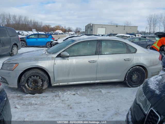 Продажа на аукционе авто 2018 Volkswagen Passat S/r-line, vin: 1VWAA7A30JC035072, номер лота: 12517355
