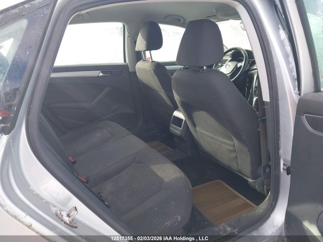 Продажа на аукционе авто 2018 Volkswagen Passat S/r-line, vin: 1VWAA7A30JC035072, номер лота: 12517355