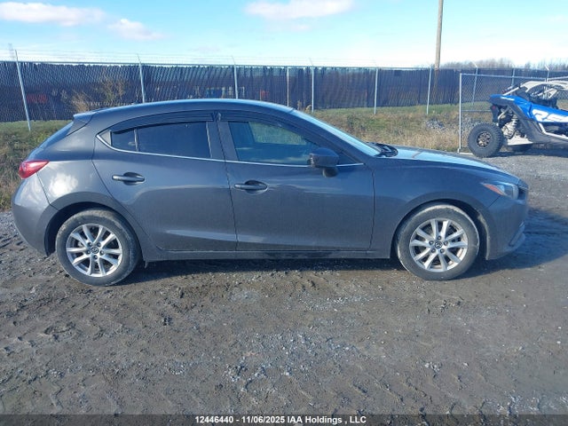 3MZBM1L7XGM275018 Mazda Mazda3 Gs