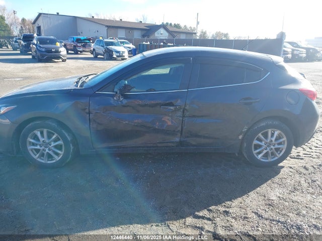 3MZBM1L7XGM275018 Mazda Mazda3 Gs