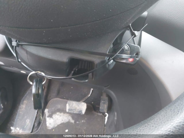 1FMCU0GD8HUA16893 Ford ESCAPE SE