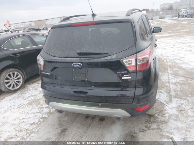 1FMCU0GD8HUA16893 Ford ESCAPE SE