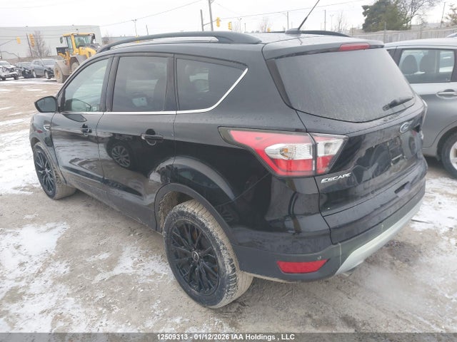 1FMCU0GD8HUA16893 Ford ESCAPE SE