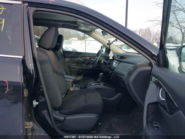 5N1AT2MV4HC894149 Nissan Rogue S/sl Platinum/sv