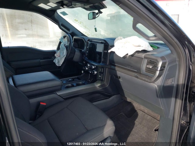 1FTFW3L87RFC25229 Ford F150 Xlt