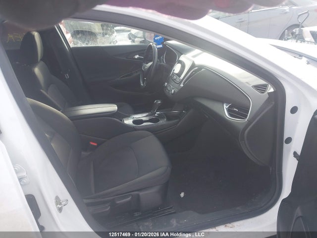 Chevrolet MALIBU LT 2018 1G1ZD5ST2JF182839 Image 5