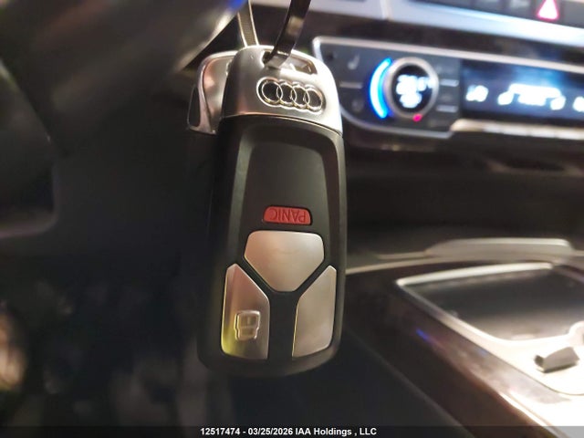 WA1WAAF75HD007672 Audi Q7 Technik S-line