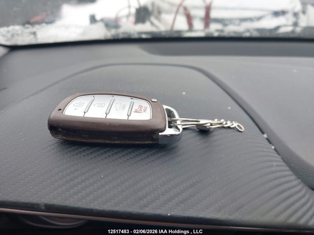 KMHD84LF9KU801003 Hyundai Elantra Luxury