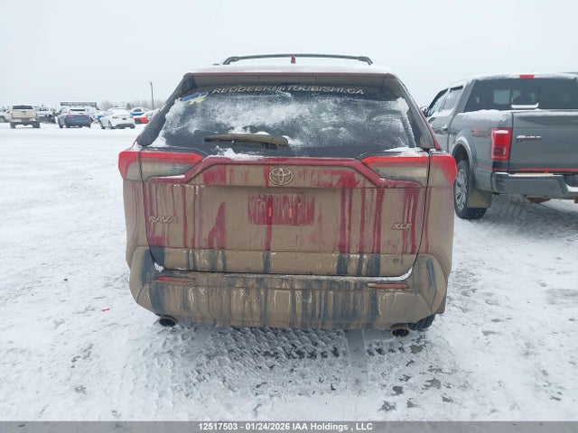 2T3W1RFV0KC026189 Toyota Rav4 Xle