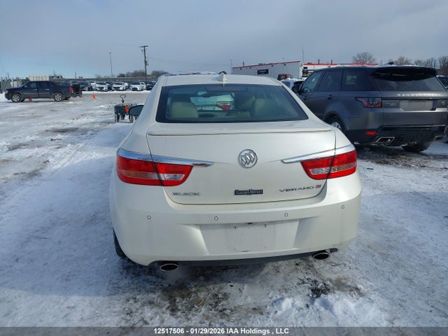 1G4PT5SV3F4151231 Buick Verano