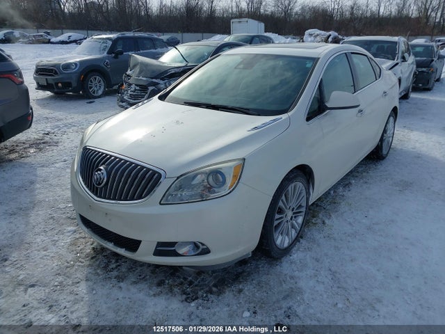 1G4PT5SV3F4151231 Buick Verano