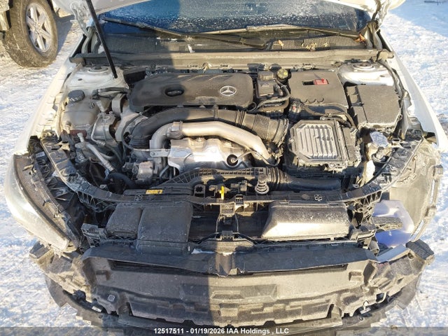 W1K5J4HB8SN536464 Mercedes-Benz CLA 250 4MATIC