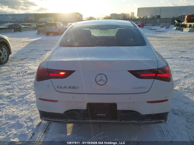 W1K5J4HB8SN536464 Mercedes-Benz CLA 250 4MATIC