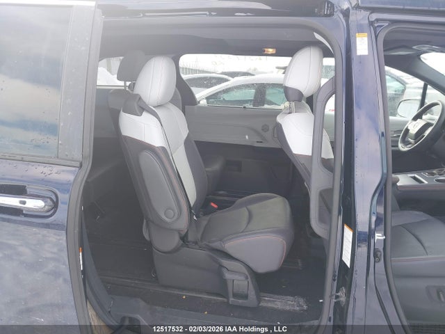5TDGSKFC5RS135099 Toyota Sienna Xse 7-passenger
