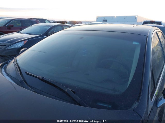 3LN6L2G94ER825057 Lincoln MKZ