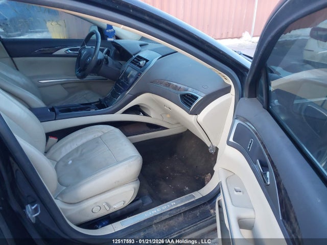 3LN6L2G94ER825057 Lincoln MKZ