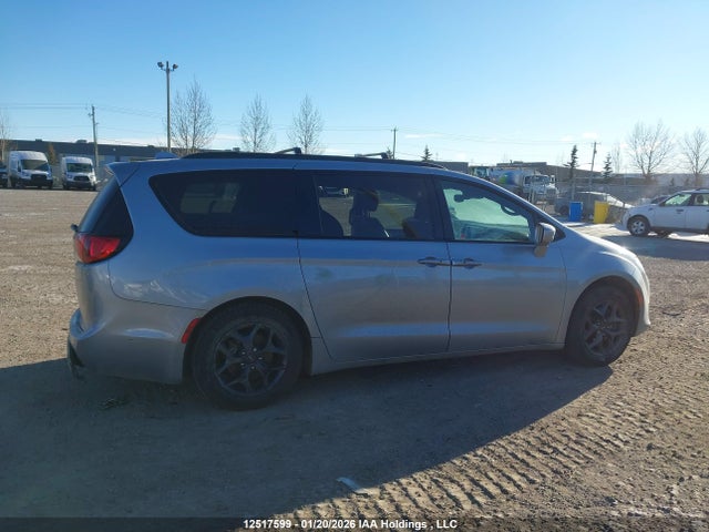 Chrysler Pacifica Touring 2020 2C4RC1FG0LR245433 Image 14