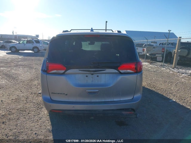 Chrysler Pacifica Touring 2020 2C4RC1FG0LR245433 Image 17