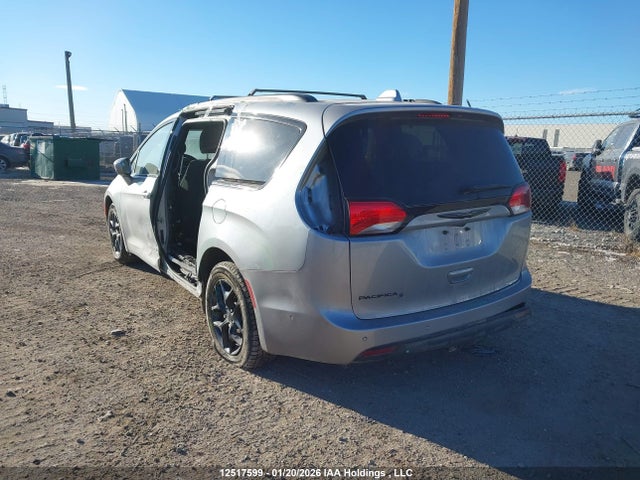 Chrysler Pacifica Touring 2020 2C4RC1FG0LR245433 Image 3