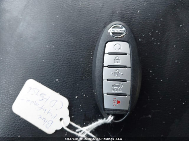 5N1DR2MM4HC658622 Nissan Pathfinder S/sv/sl/platinum
