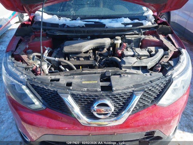 JN1BJ1CP4HW033695 Nissan QASHQAI