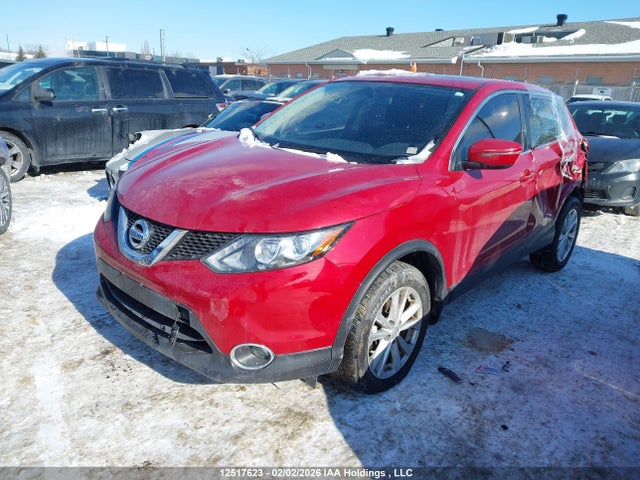 JN1BJ1CP4HW033695 Nissan QASHQAI