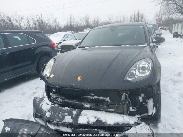 WP1AA2A50JLB24386 Porsche Macan Sport Edition