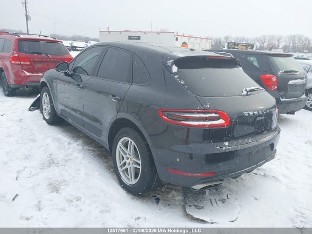 WP1AA2A50JLB24386 Porsche Macan Sport Edition