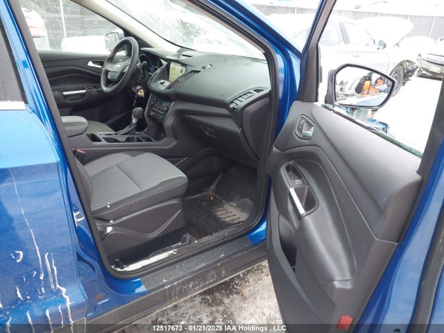 1FMCU0G93HUB10000 Ford ESCAPE SE