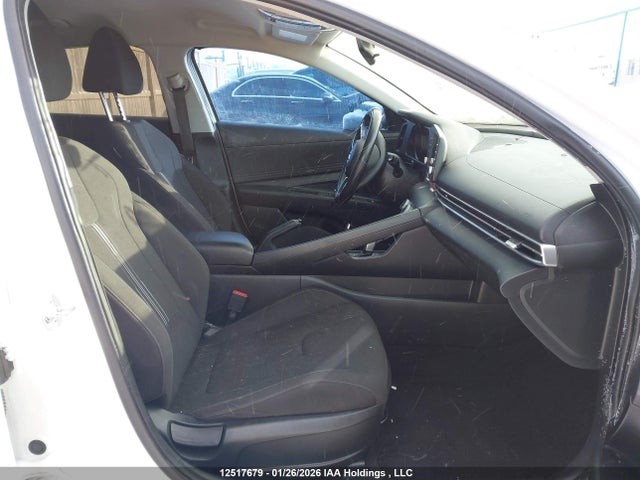KMHLM4AG2MU081839 Hyundai ELANTRA SEL