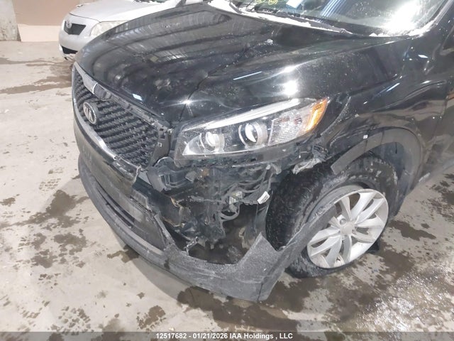 5XYPGDA38JG354113 KIA Sorento 2.4l Lx