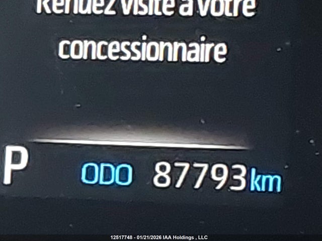 5TDGRKEC3NS088940 Toyota Sienna Le 8-passenger
