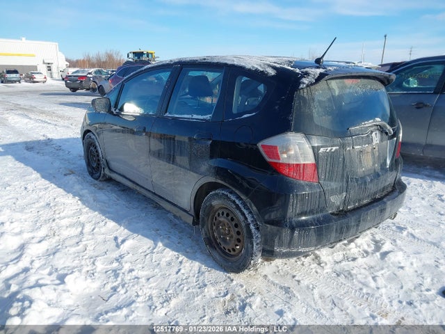Aukcja sprzedaży 2013 Honda Fit Sport 5dr, vin: LUCGE8H7XD3008848, numer aukcji: 12517769