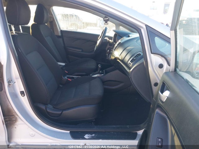 3KPFK4A76JE229590 KIA FORTE LX